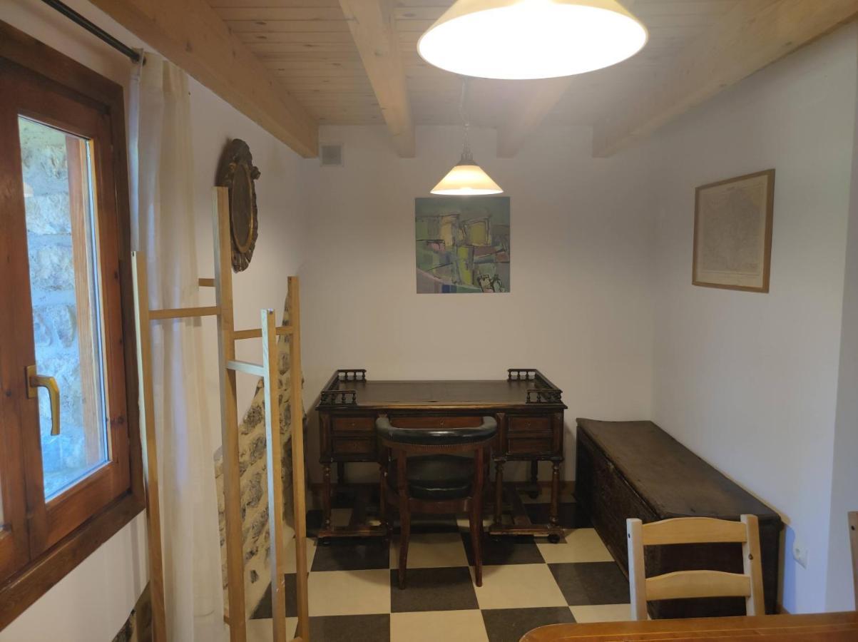 Antigua Casa Chato - Tucasaenlospirineos El Pueyo de Jaca Buitenkant foto