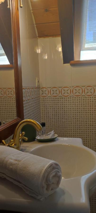 Antigua Casa Chato - Tucasaenlospirineos El Pueyo de Jaca Buitenkant foto