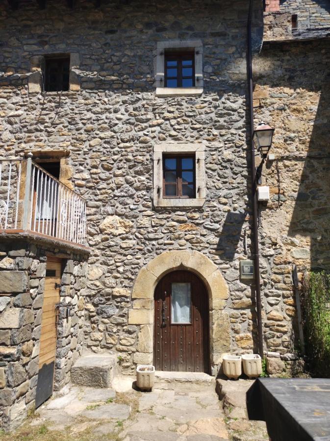 Antigua Casa Chato - Tucasaenlospirineos El Pueyo de Jaca Buitenkant foto